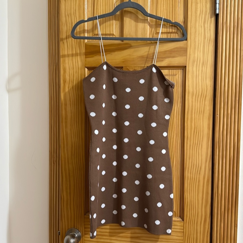 Casual Cider dress. Tan. Size S.